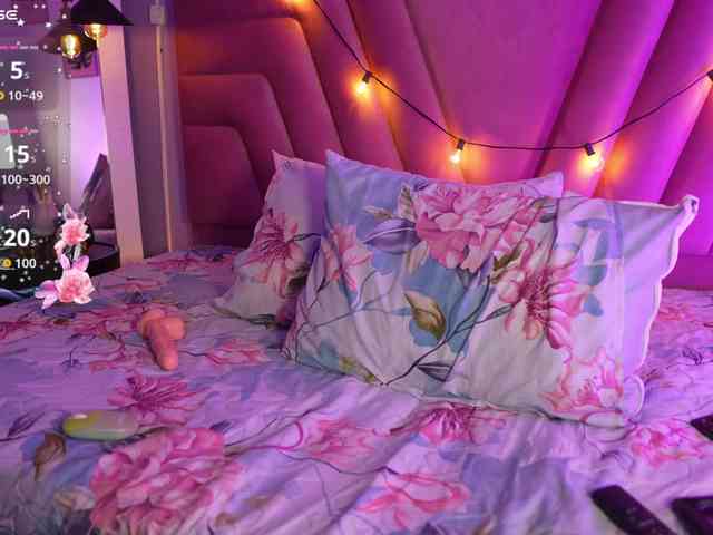 HazelLatina webcam