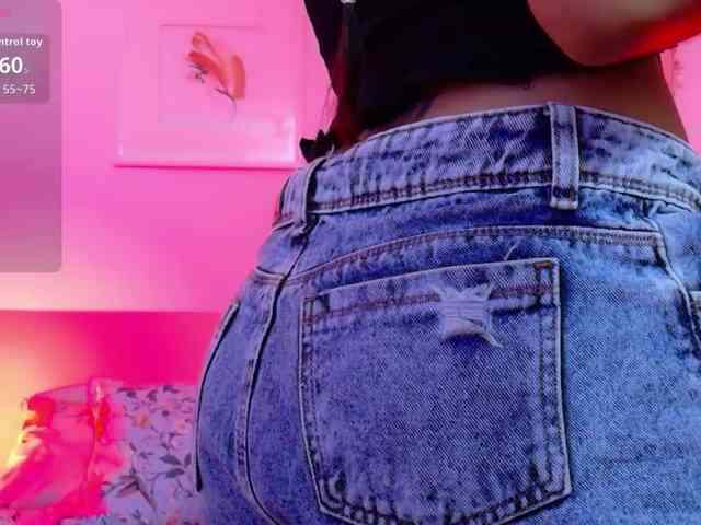 HazelLatina webcam