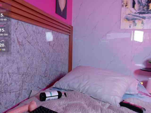 HazelLatina webcam