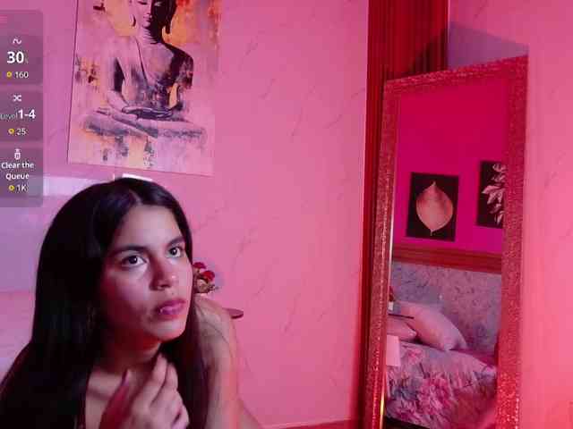 HazelLatina webcam
