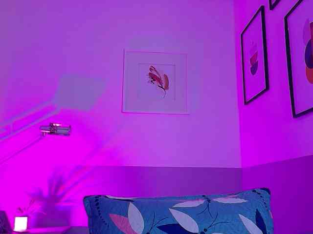 HazelLatina webcam