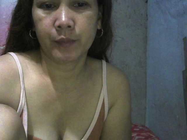hellokiffy live webcam show