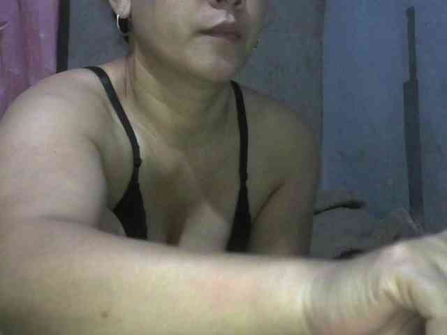 hellokiffy webcam