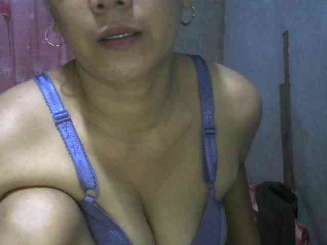 hellokiffy webcam