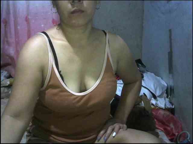 hellokiffy webcam