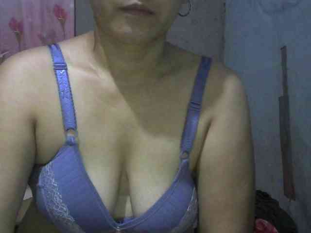 hellokiffy webcam