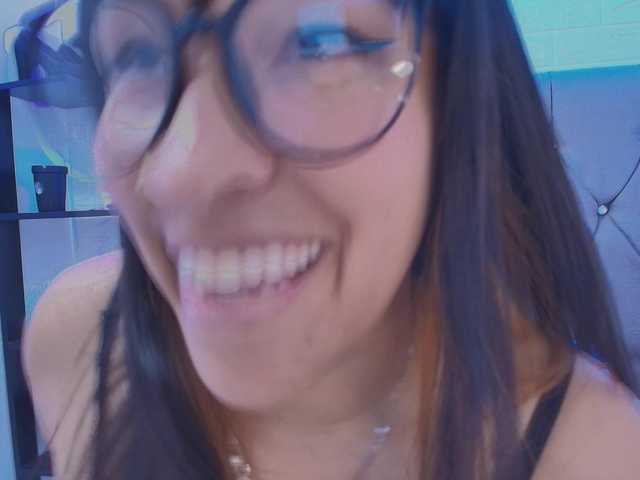 lily-boo live cam on BongaCams