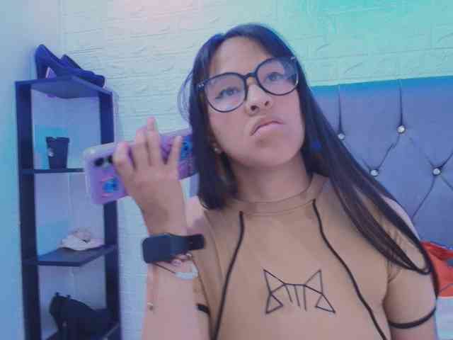 lily-boo webcam