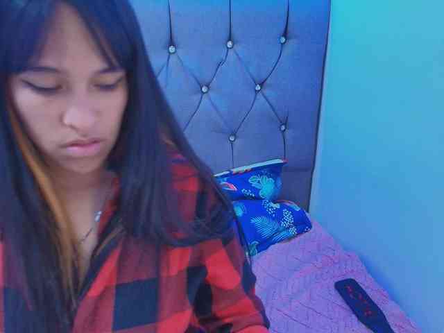 lily-boo Live Webcam on BongaCams