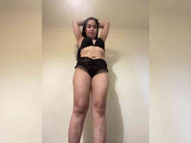 Delicious-bella webcam