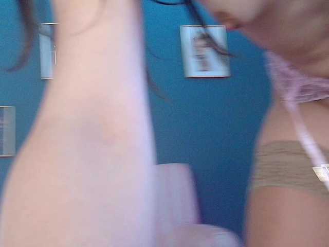 NikyStyris live cam on BongaCams