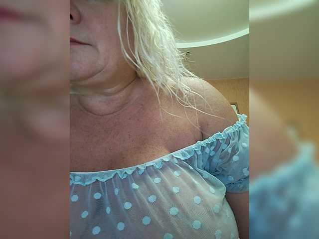 MiraRobens1 live webcam show