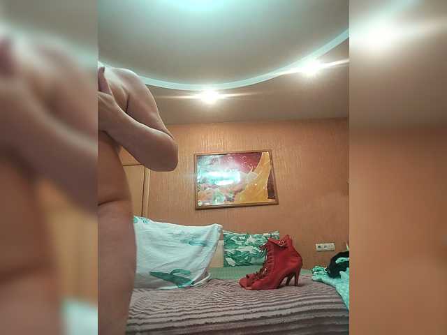 MiraRobens1 live cam