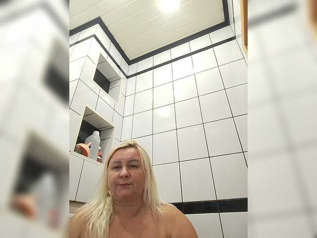 MiraRobens1 live webcam show