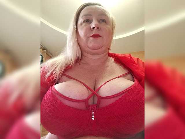 MiraRobens1, en directo ahora en BongaCams