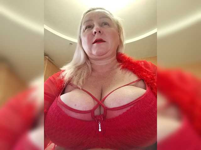 MiraRobens1, live now on BongaCams
