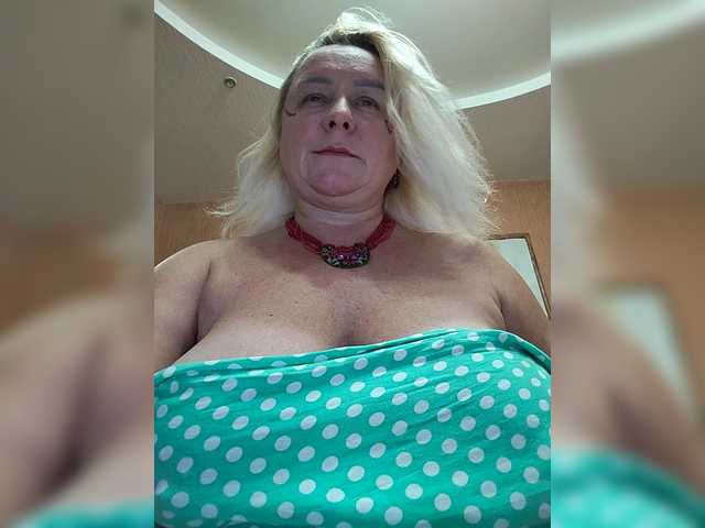 MiraRobens1 live webcam show