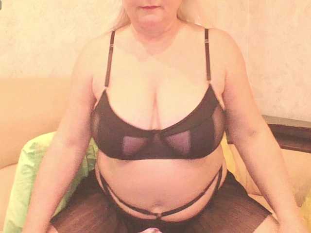 MiraRobens1 live webcam show