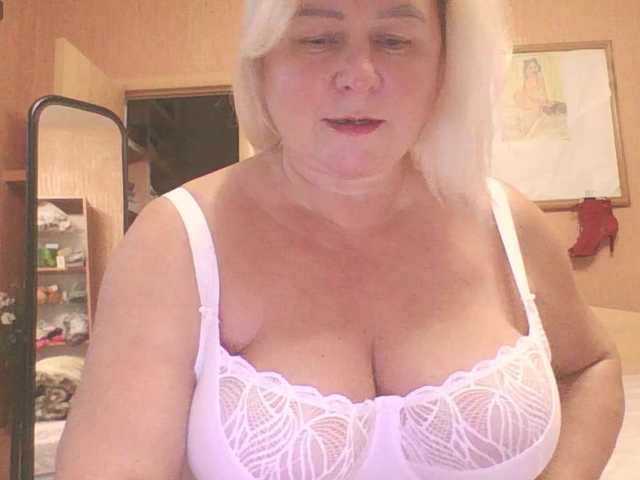 MiraRobens1 live webcam show