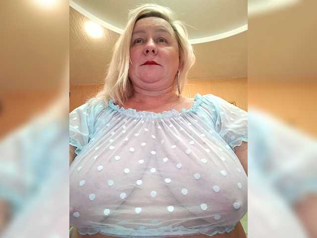 MiraRobens1 live cam preview