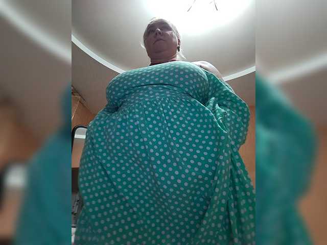 MiraRobens1 live webcam show