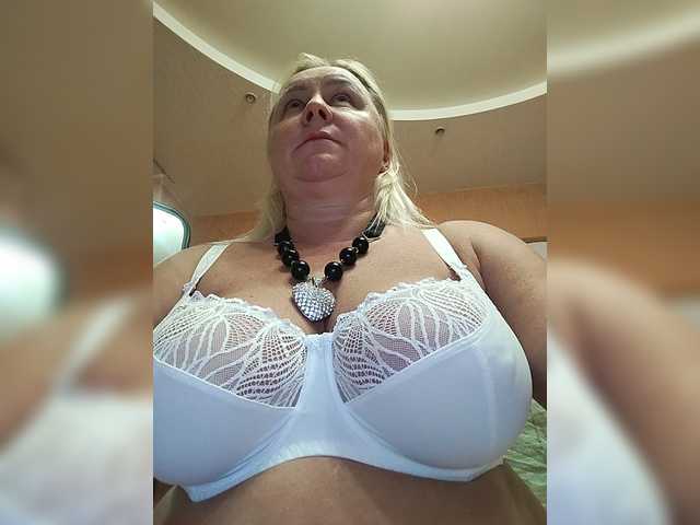 MiraRobens1 live webcam show