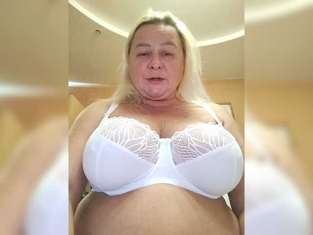 MiraRobens1 live webcam show