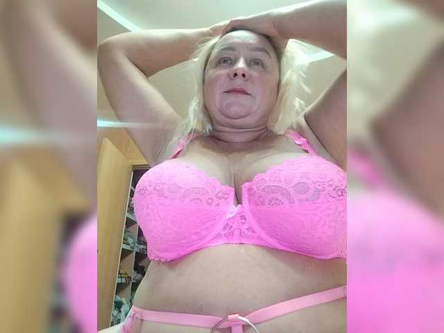 MiraRobens1 live webcam show