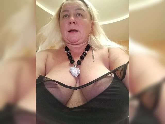 MiraRobens1 live webcam show