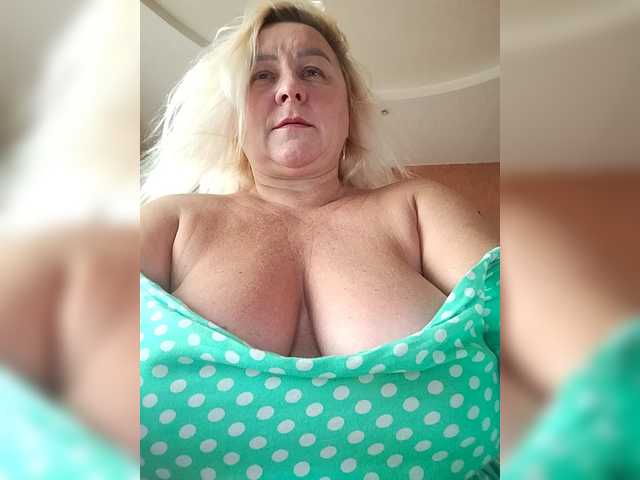 MiraRobens1 live webcam show