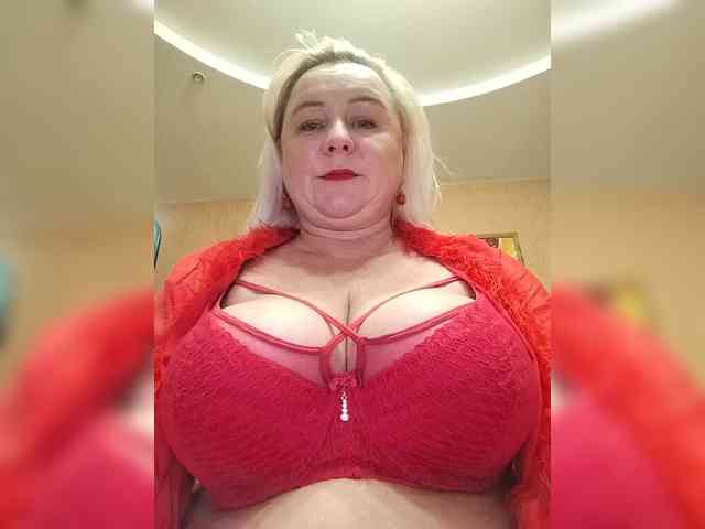 MiraRobens1 live female cam on bongacams