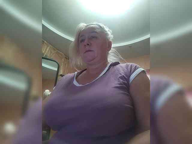 MiraRobens1 live female cam on bongacams