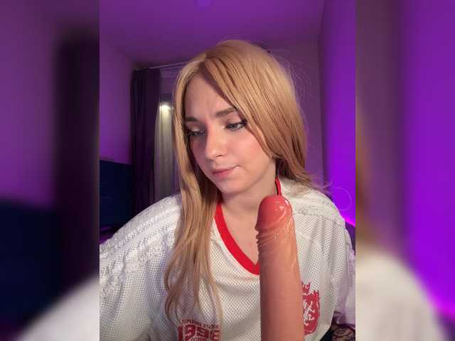 AstridMoss live cam on BongaCams