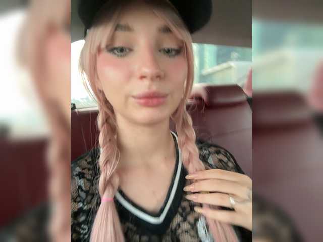 AstridMoss live cam on BongaCams