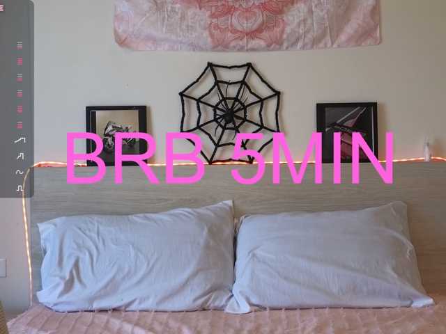 AstridMoss live cam on BongaCams