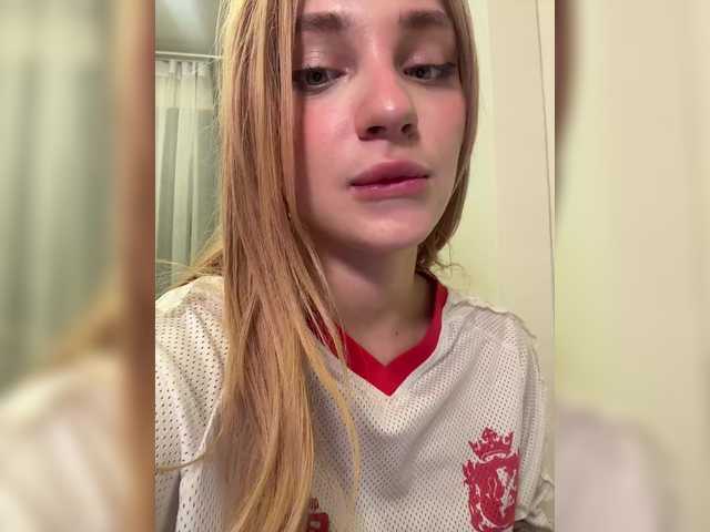 AstridMoss live cam on BongaCams