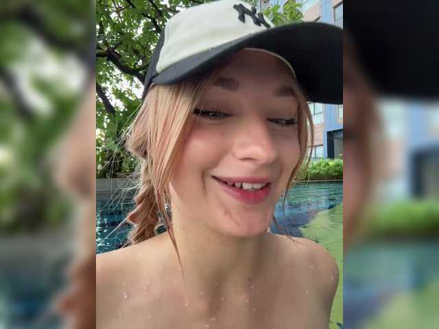 Live трансляция AstridMoss - Runet.cam
