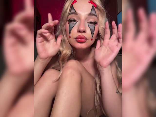 AstridMoss live cam on BongaCams