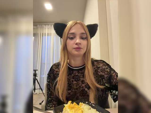 AstridMoss live cam on BongaCams