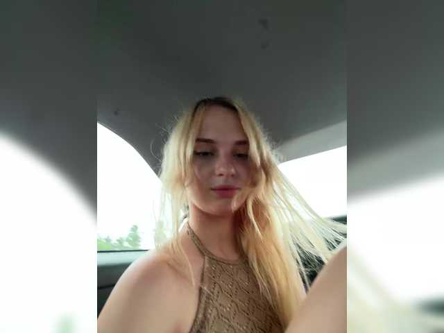 AstridMoss live cam on BongaCams