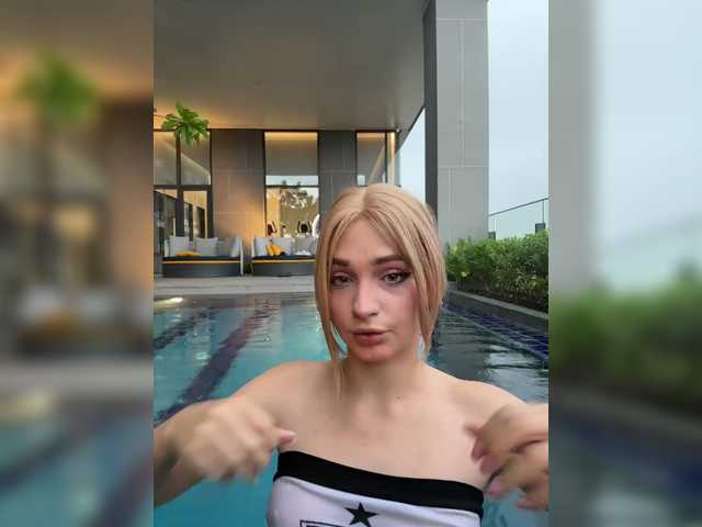 AstridMoss live cam on BongaCams