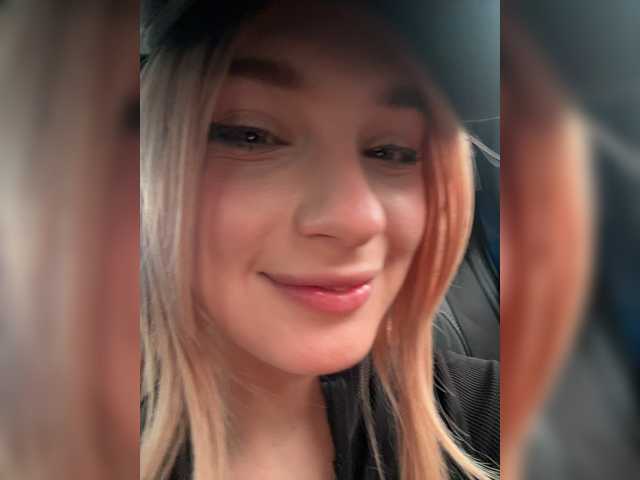 AstridMoss live cam on BongaCams