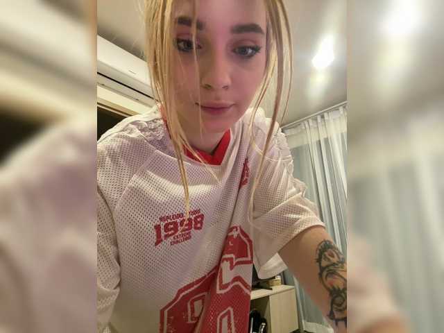 AstridMoss live cam on BongaCams
