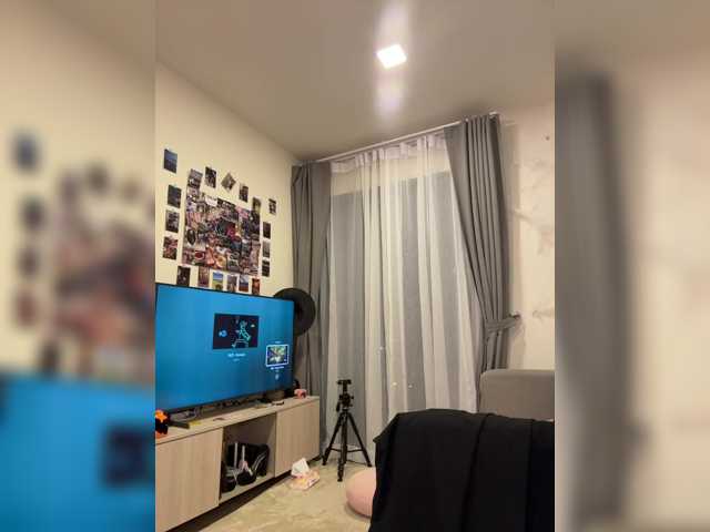 AstridMoss live cam on BongaCams