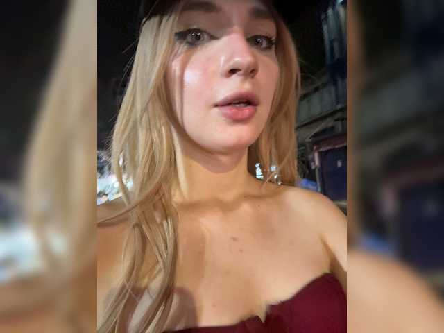 Live трансляция AstridMoss - Runet.cam