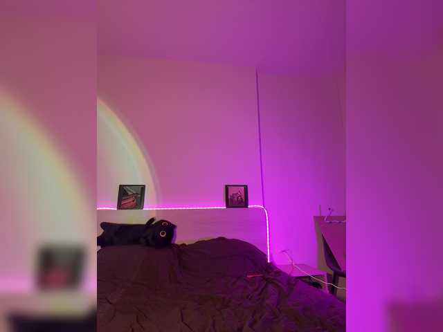 AstridMoss live cam on BongaCams