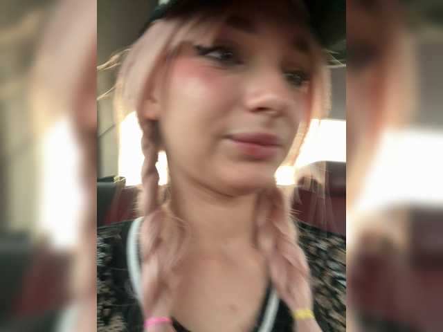 AstridMoss live cam on BongaCams
