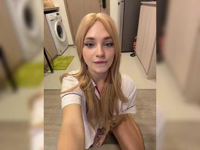 AstridMoss live cam on BongaCams