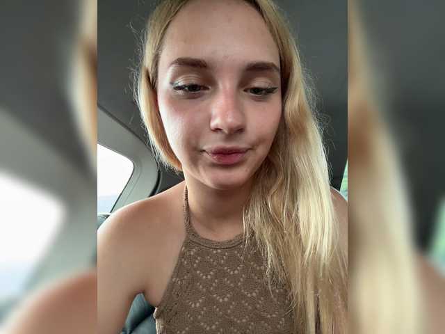 AstridMoss live cam on BongaCams