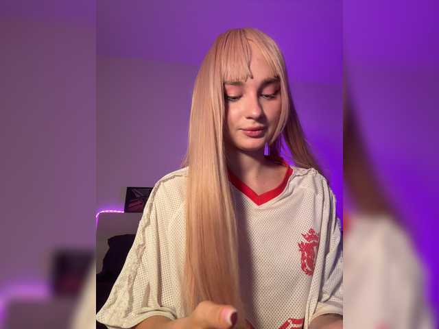 AstridMoss live cam on BongaCams